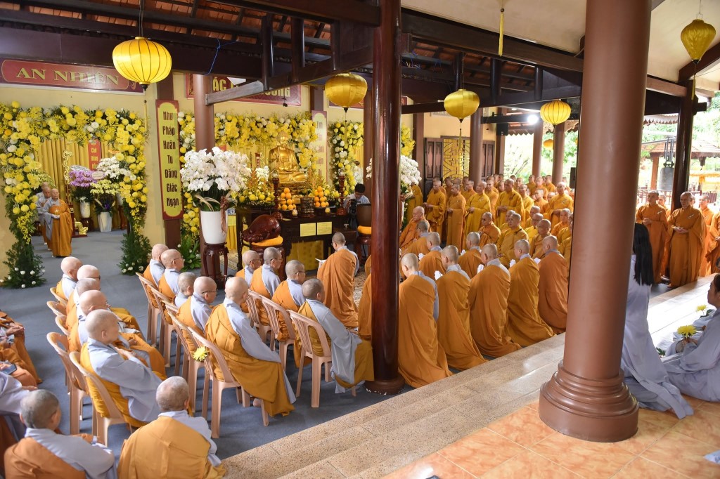 a1_nguoiphattu.com_phung-tong-kim-quan-co-ni-truong-thich-nu-nhu-tinh-tai-thien-vien-linh-chieu3 (4).jpg